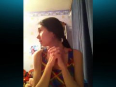 Novinha safada no Skype mostrando os peitos rapidinho escondida da mãe Novinha safada no Skype mostrando os peitos rapidinho escondida da mãe