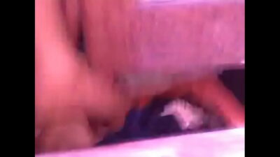 Filmando escondido a foda com a coroa safada