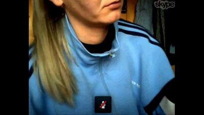 Coroa americana fazendo sexo pelo skype com amigo