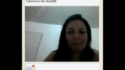 Gostosona ficando peladinha no bate papo da uol
