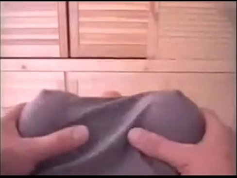 Novinha muito sexy chupando e rebolando na pica Novinha muito sexy chupando e rebolando na pica